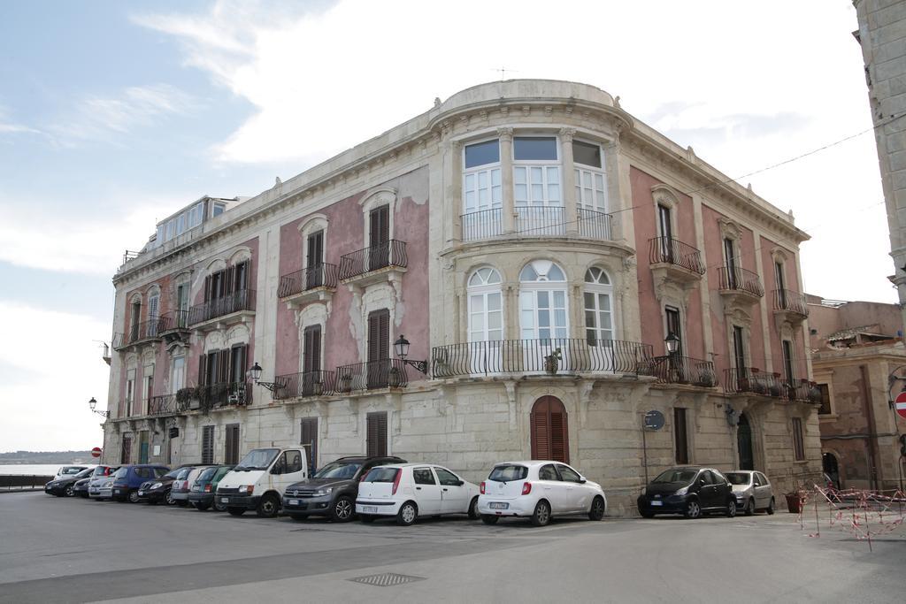 Apartment Maestranza Holiday *