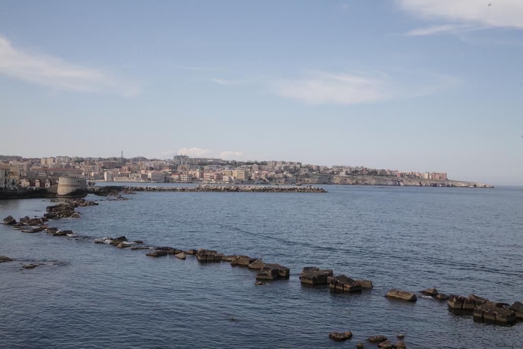 Maestranza Holiday Apartment